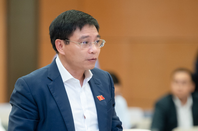 Trực tiếp: Quốc hội chất vấn về khoa học và công nghệ, giao thông vận tải - Ảnh 3.