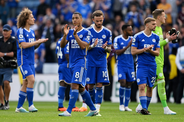 Leicester City chia tay 7 cầu thủ sau khi rớt hạng - Ảnh 1.