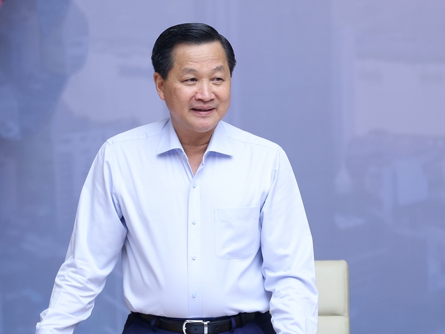 Thủ tướng: Hoàn thành hướng dẫn chính sách đặc thù với TP Hồ Chi Minh chậm nhất là ngày 15/8 - Ảnh 4. Thủ tướng: Hoàn thành hướng dẫn chính sách đặc thù với TP Hồ Chi Minh chậm nhất là ngày 15/8 - Ảnh 4.