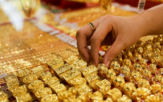 Giá vàng tăng lên mức cao nhất trong 1 tháng - Ảnh 2.
