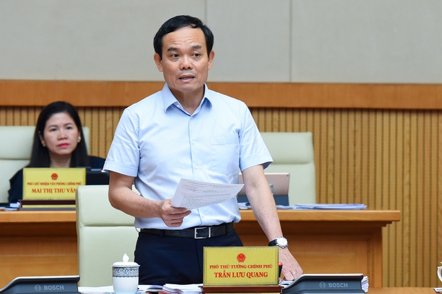 Thủ tướng: Tập trung củng cố, phát huy lĩnh vực nông nghiệp, dịch vụ và vực dậy lĩnh vực công nghiệp - Ảnh 5.