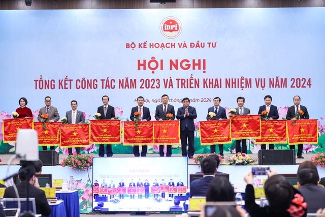 Đẩy mạnh nghiên cứu, tham mưu chiến lược, kiến tạo phát triển, thúc đẩy khởi nghiệp, đổi mới sáng tạo - Ảnh 6.