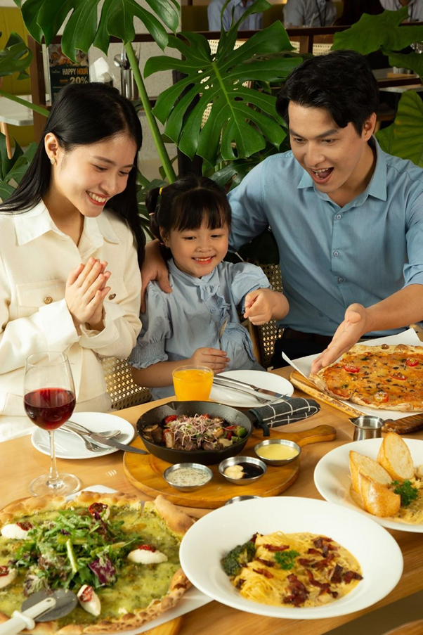 Table Star - điểm hẹn hoàn hảo cho bữa tiệc sum vầy cuối năm - Ảnh 2. Table Star - điểm hẹn hoàn hảo cho bữa tiệc sum vầy cuối năm - Ảnh 2.