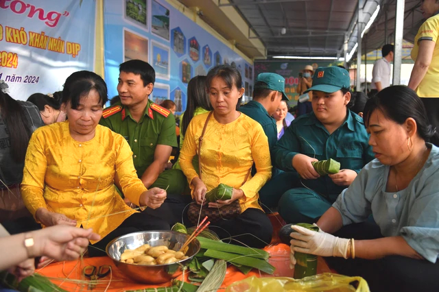 Tết Quân - Dân 2024: Xây dựng 137 căn nhà cho người dân khó khăn tại Kiên Giang - Ảnh 3.