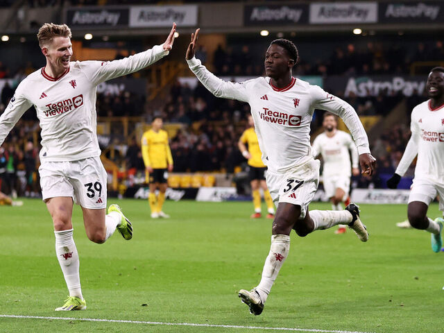 Kobbie Mainoo nói gì sau chiến thắng nghẹt thở trước Wolves? - Ảnh 2. Kobbie Mainoo nói gì sau chiến thắng nghẹt thở trước Wolves? - Ảnh 2.