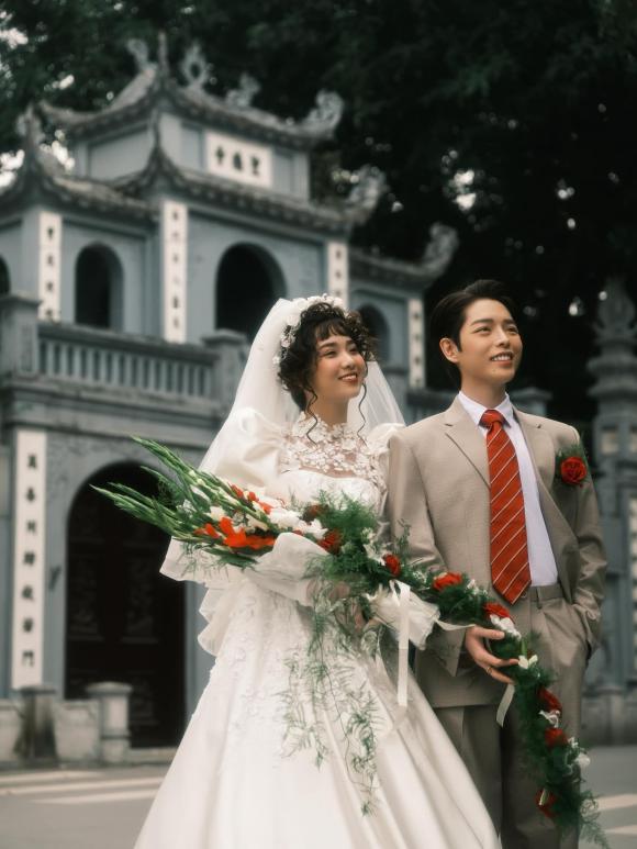 Sao Việt tất bật trang ho&agrave;ng nh&agrave; cửa đ&oacute;n Tết, Quỳnh Nga ch&uacute;c mừng d&agrave;n Chị đẹp - Ảnh 9.