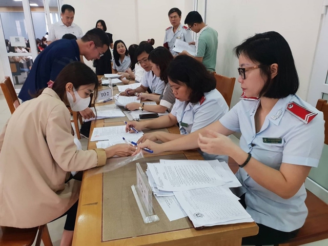 Bảo hiểm xã hội Việt Nam thu hồi hơn 139 tỷ đồng tiền hưởng chế độ bảo hiểm không đúng quy định - Ảnh 1.