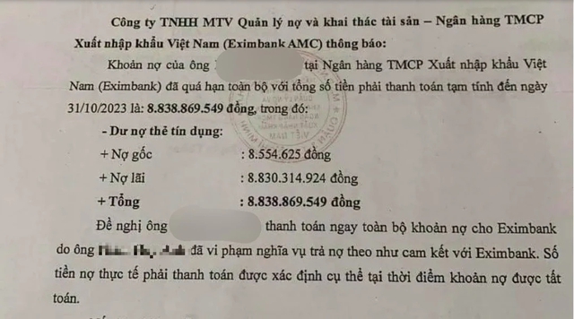 Nợ thẻ tín dụng 8,5 triệu đồng, chủ thẻ bị ngân hàng đòi 8,8 tỉ đồng sau 11 năm - Ảnh 1.