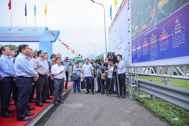 Thủ tướng phát lệnh khởi công đoạn cuối cùng trên tuyến cao tốc Bắc Nam phía Đông - Ảnh 1.