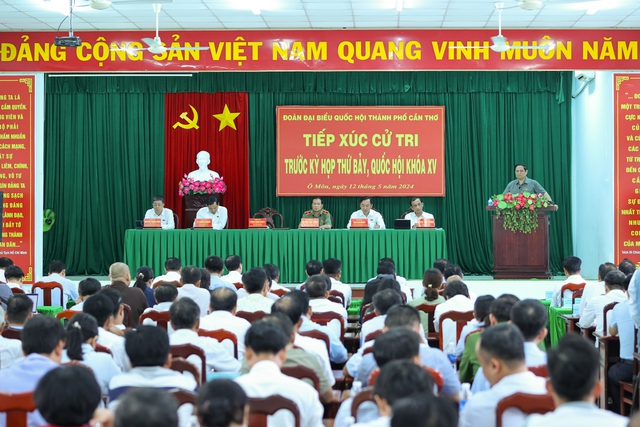 Thủ tướng Phạm Minh Chính tiếp xúc cử tri trước kỳ họp Quốc hội - Ảnh 4.