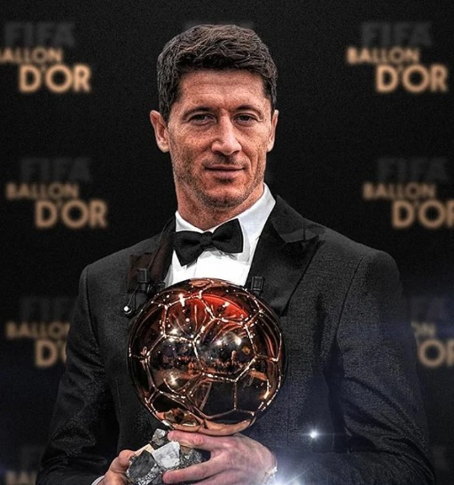 Robert Lewandowski có cơ hội nhận Quả bóng Vàng của năm... 2020 - Ảnh 1.