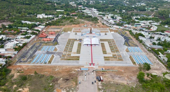 Kiên Giang: Khánh thành công trình Tượng đài Bác Hồ tại TP Phú Quốc - Ảnh 3.