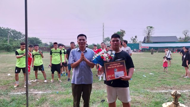 Lịch thi đấu giải bóng đá tranh Cúp Tứ hùng Đồng Vân Cup 2024 - Lần 1 - Ảnh 9.