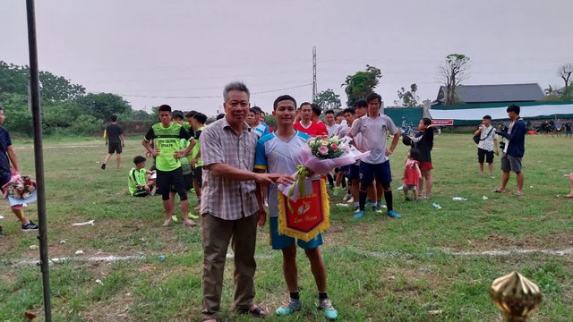 Lịch thi đấu giải bóng đá tranh Cúp Tứ hùng Đồng Vân Cup 2024 - Lần 1 - Ảnh 6.