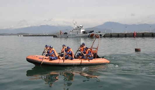 Bộ Tư lệnh Vùng Cảnh sát biển 3 tổ chức Hội thao thủy nghiệp cơ bản - Ảnh 1.