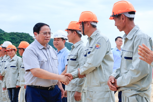 Thủ tướng thăm mô hình kinh tế nông nghiệp, công trình trọng điểm tại Ninh Bình - Ảnh 5.