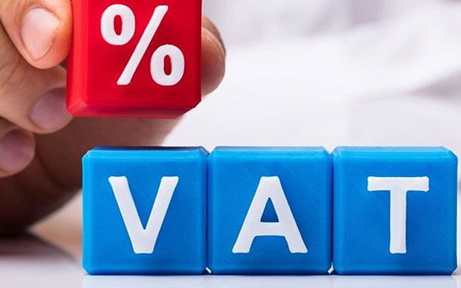 Giảm 2% thuế VAT, người dân và doanh nghiệp tiết kiệm được 26.000 tỷ đồng - Ảnh 1.