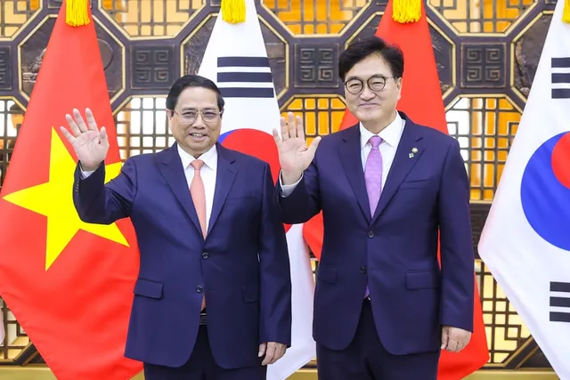 Thủ tướng Phạm Minh Chính hội kiến Chủ tịch Quốc hội Hàn Quốc - Ảnh 1.