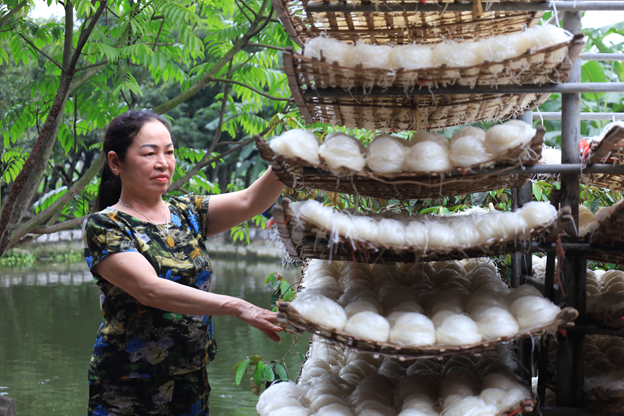 Dẻo dai hương vị bánh đa Tống Buồng - Ảnh 2.