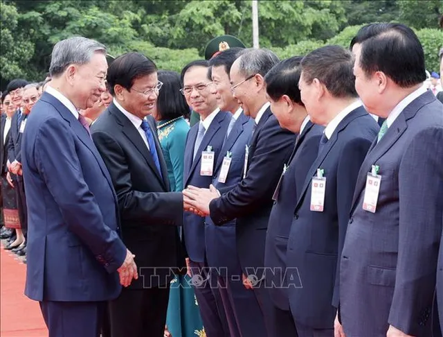 Tổng Bí thư, Chủ tịch nước Lào chủ trì lễ đón chính thức Chủ tịch nước Tô Lâm - Ảnh 5.