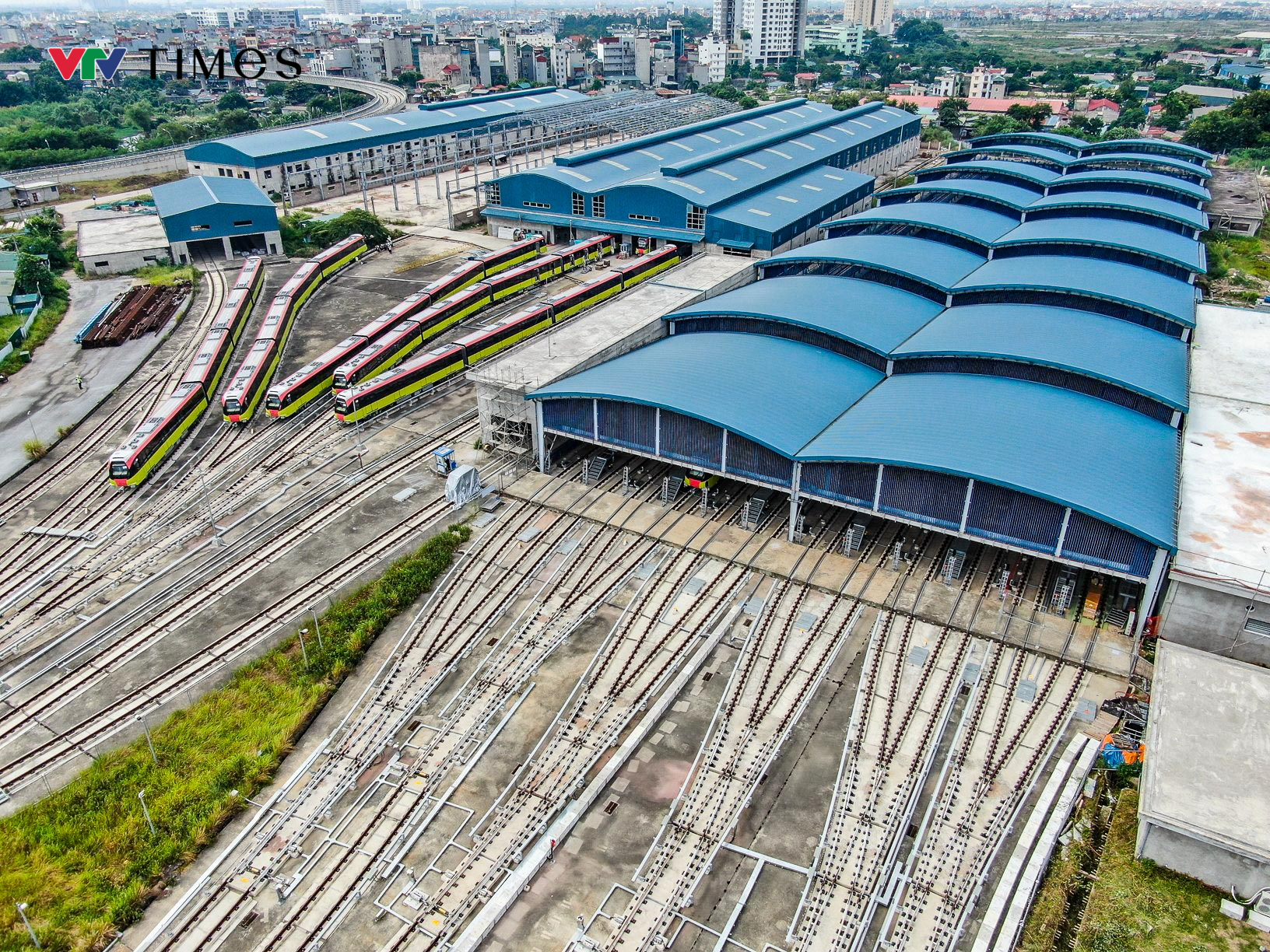 Cận cảnh tuyến đường sắt đô thị Nhổn - ga Hà Nội sau nhiều lần lỡ hẹn - Ảnh 2.