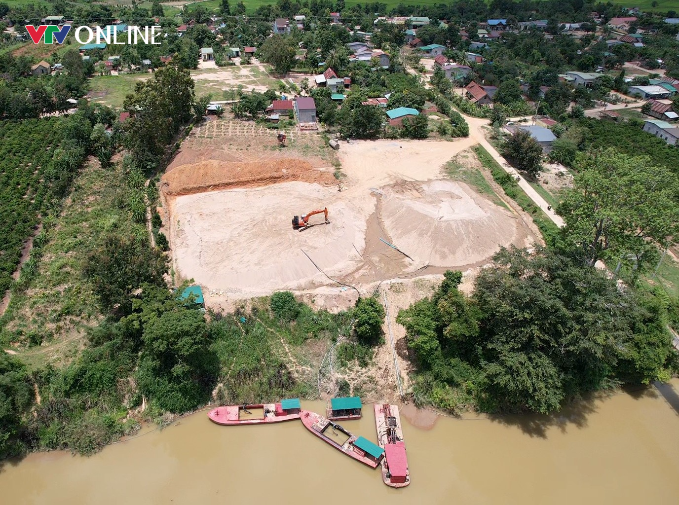 Đắk Lắk: Mỏ cát chưa đủ điều kiện vẫn khai thác cấp cho đường cao tốc - Ảnh 1.