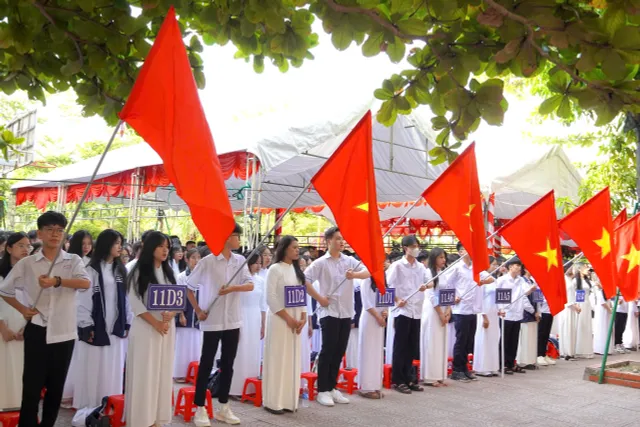 553 trường học tại Quảng Bình khai giảng năm học mới - Ảnh 9.