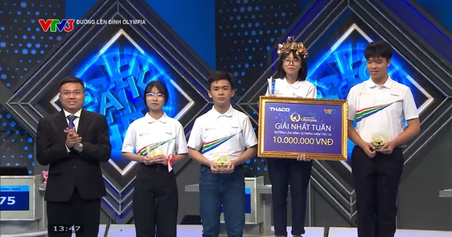 Hanoi Schoolgirl Wins Laurel Wreath in Road to Olympia Mount - Ảnh 8.