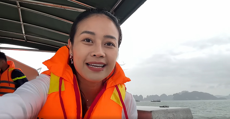 MC Phí Linh: “Sợi dây sinh tử” và áp lực tìm thấy những điểm chạm và giá trị cốt lõi - Ảnh 8.