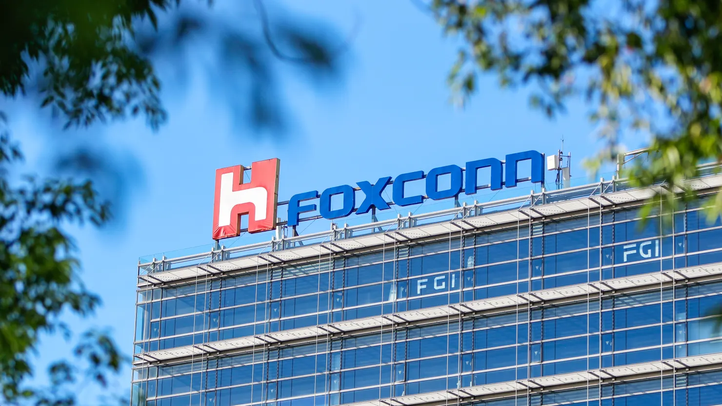 Doanh thu kỷ lục vào quý III nhờ bão AI, Foxconn hướng tới quý IV với nhiều kỳ vọng- Ảnh 1.