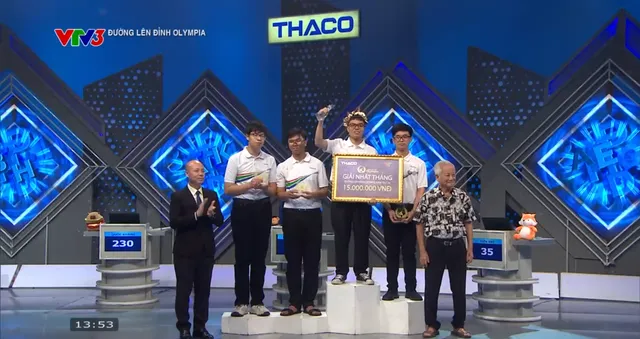 Road to Mount Olympia: A male student from Hai Phong won the ticket to the fourth quarter round - Ảnh 11.