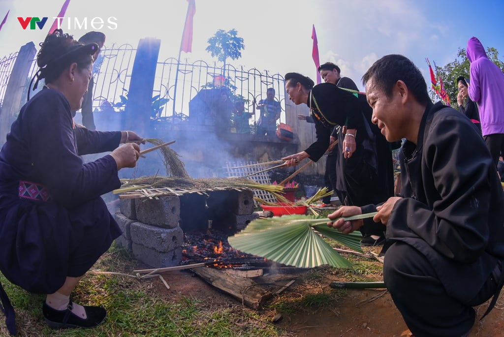 Tuyên Quang: Phục dựng Lễ hội Giã cốm của dân tộc Tày ở huyện Na Hang - Ảnh 7.