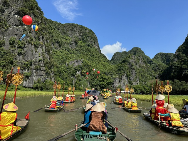 Festival Ninh Bình 2024 - Tái hiện Dòng chảy Di sản lịch sử dân tộc - Ảnh 3.