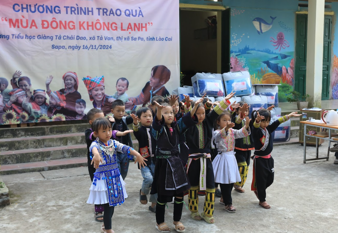 Kết nối yêu thương: Từ trái tim tới trái tim tại Tả Van - Sapa - Ảnh 3.