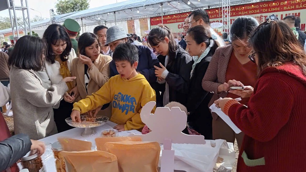 Khai mạc chương trình “Di Linh - Bản sắc và Hội nhập” - Ảnh 2.