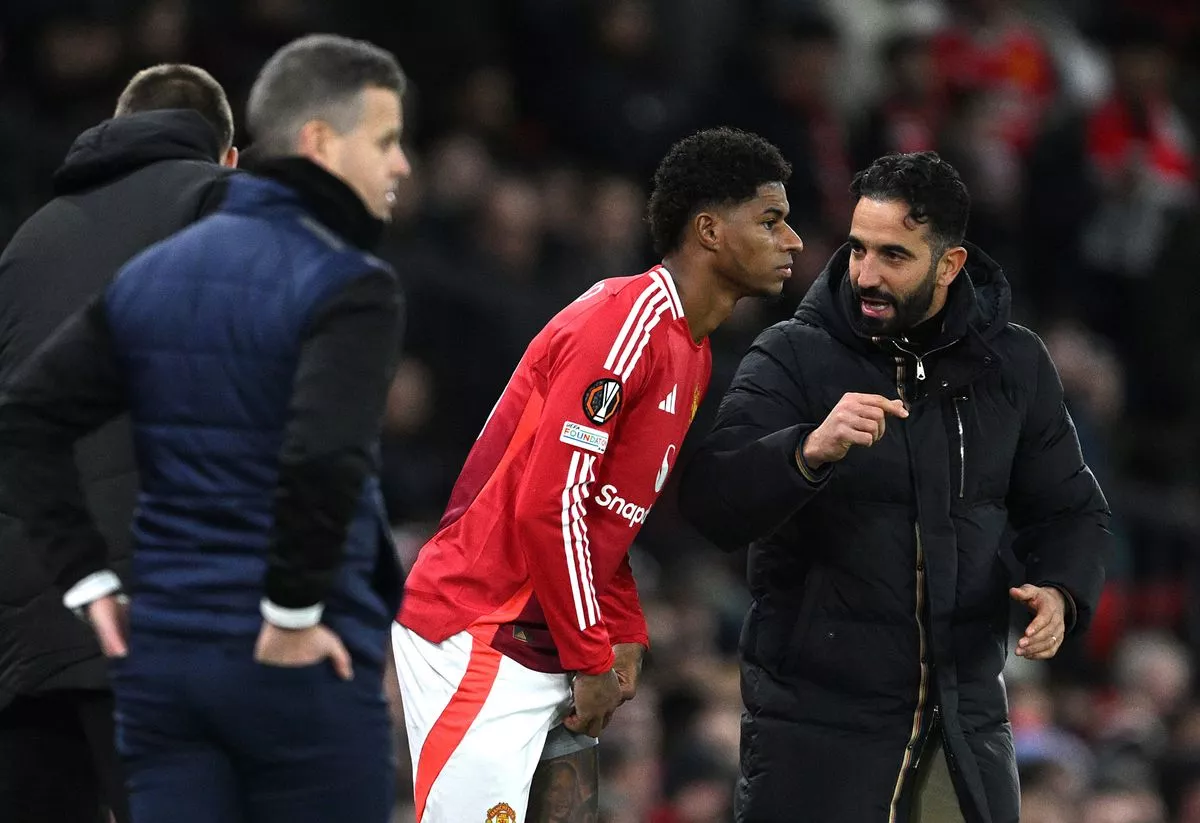 10 cầu thủ cần ra đi vào tháng 1: Rashford, Chiesa và những cuộc chia tay cần thiết - Ảnh 1.