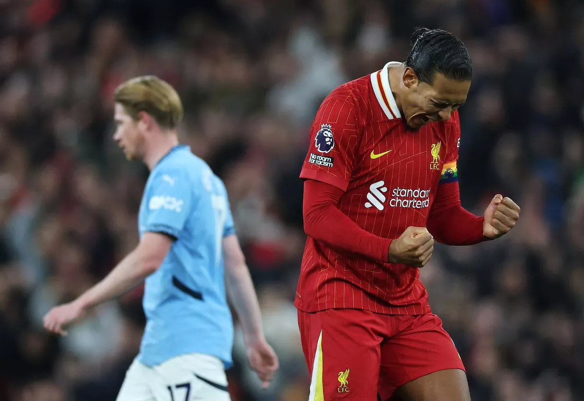 Virgil van Dijk: Liverpool có nguy cơ mất tường thép vào cuối mùa giải? - Ảnh 1.