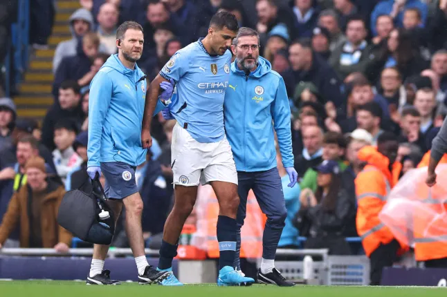 Man City bẻ lái kỳ chuyển nhượng: Pep Guardiola muốn 2 bom tấn ngay tháng 1! - Ảnh 2.