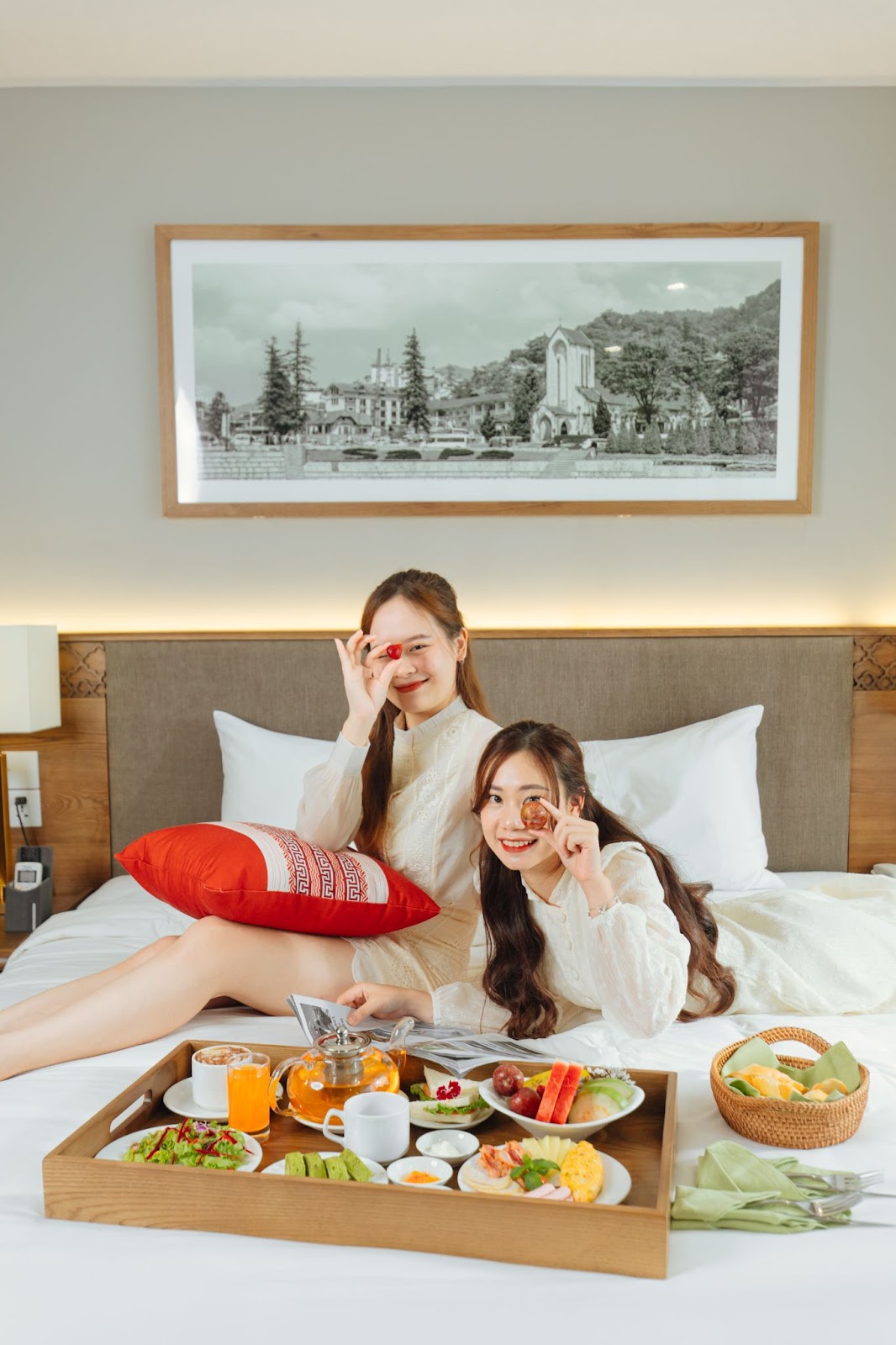 Thưởng thức văn hóa ẩm thực đặc sắc tại DeLaSol Sapa Hotel - Ảnh 5.