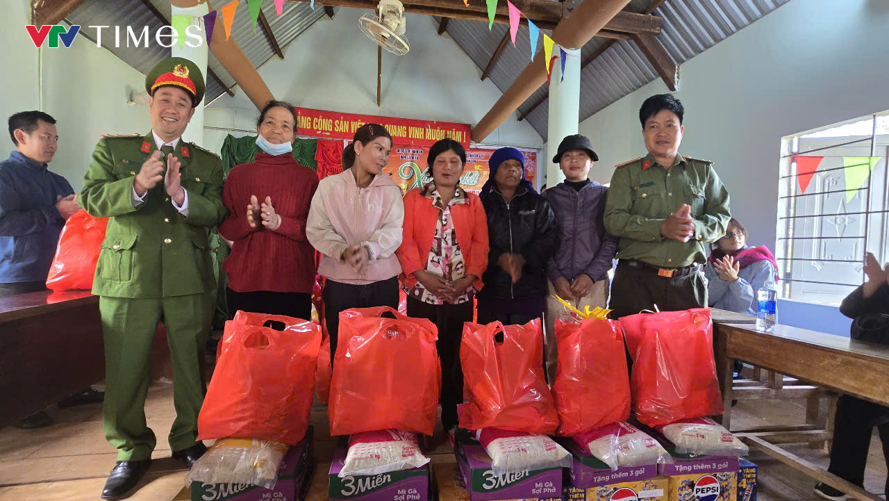 Mang Xuân ấm áp đến với đồng bào dân tộc thiểu số nghèo ở Đắk Lắk  - Ảnh 1.