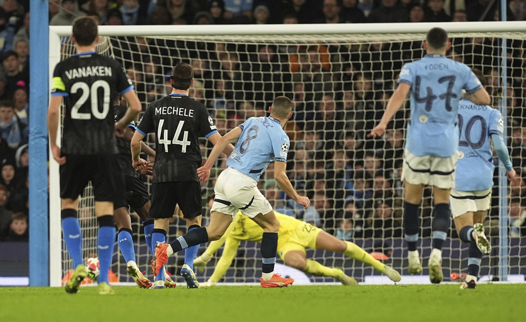 Man City ngược dòng vào vòng play-off Champions League - Ảnh 3.