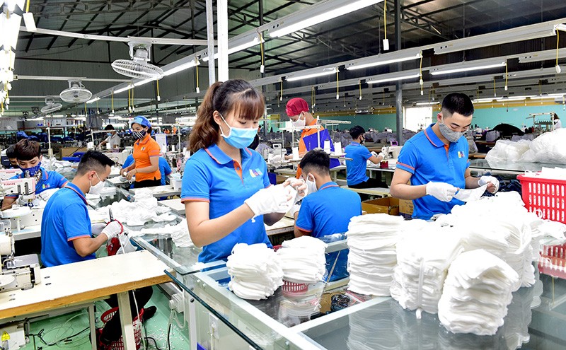 Hạ ngưỡng thanh to&aacute;n tiền mặt để th&uacute;c đẩy chuyển đổi số doanh nghiệp - Ảnh 2.