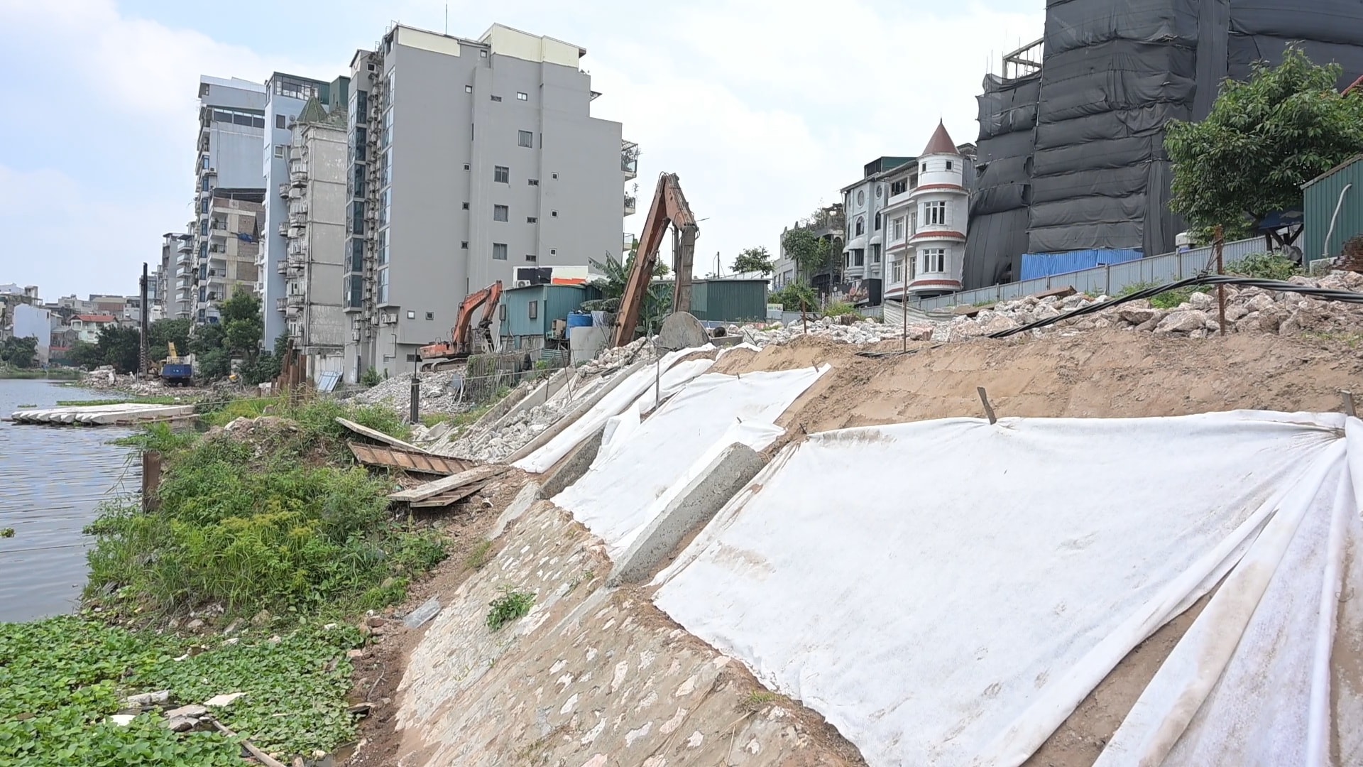 Quyết t&acirc;m đẩy nhanh tiến độ dự &aacute;n hồ Tứ Li&ecirc;n- Ảnh 1.