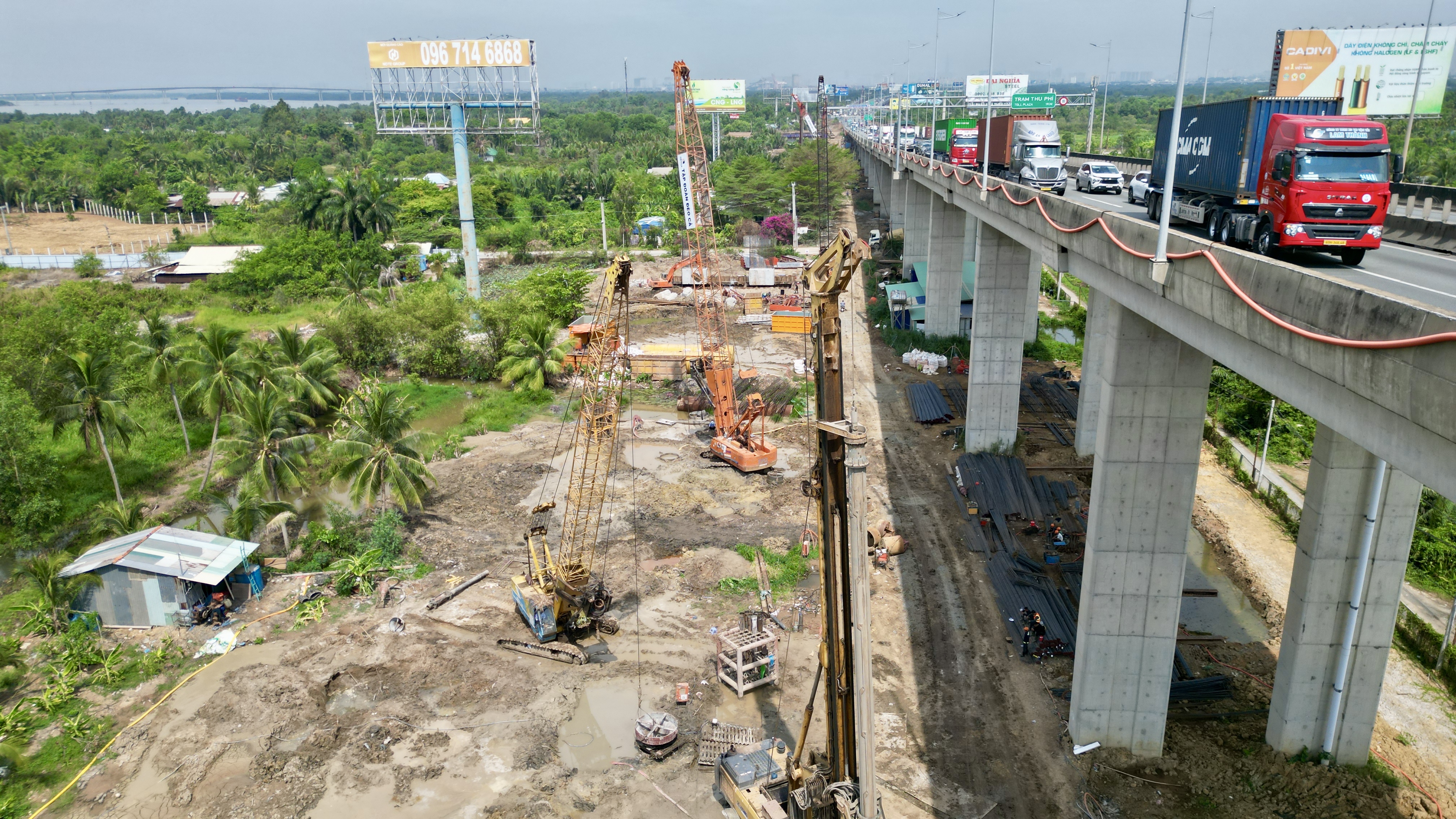 To&agrave;n cảnh thi c&ocirc;ng tr&ecirc;n dự &aacute;n mở rộng cao tốc TP Hồ Ch&iacute; Minh - Long Th&agrave;nh - Ảnh 3.