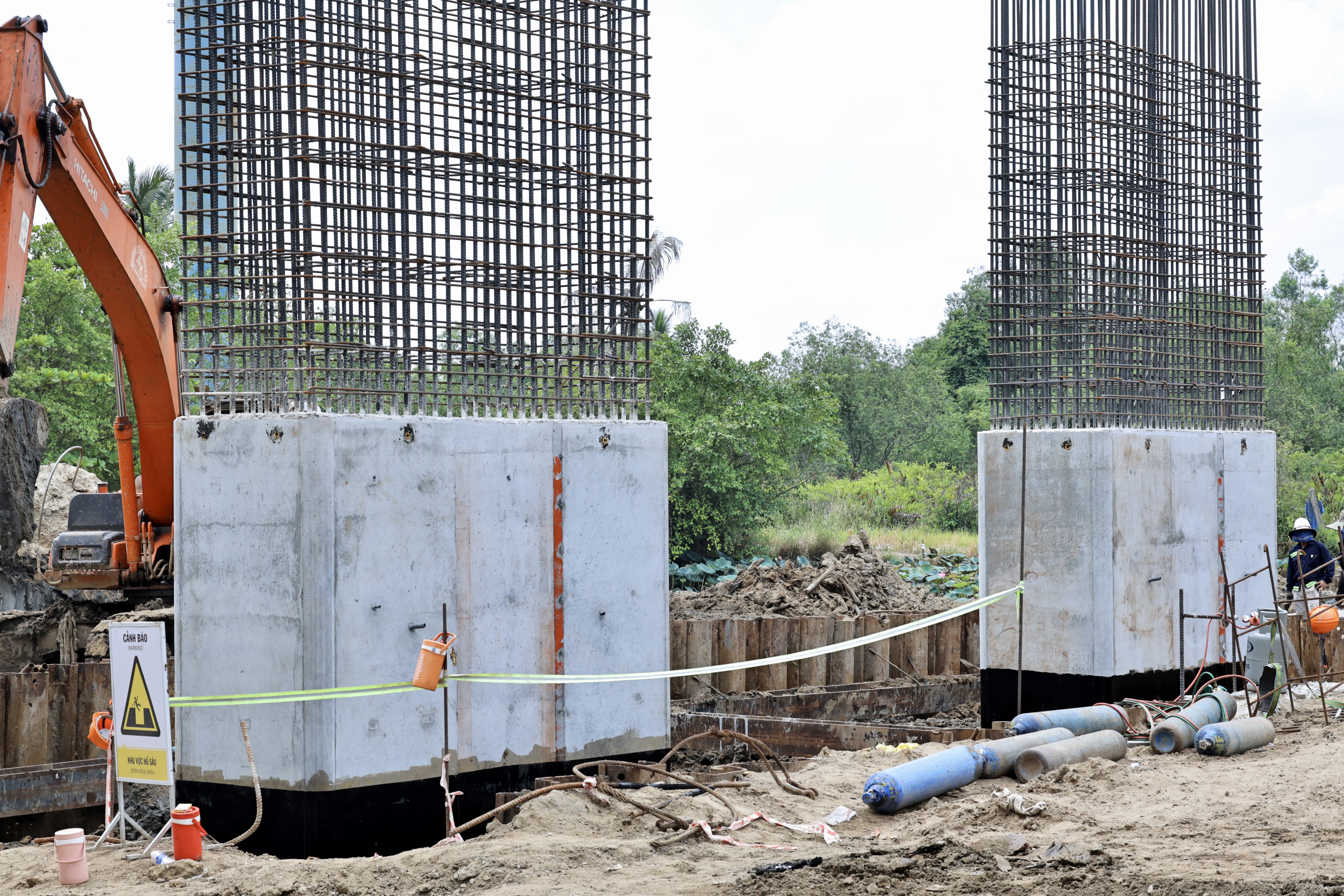 To&agrave;n cảnh thi c&ocirc;ng tr&ecirc;n dự &aacute;n mở rộng cao tốc TP Hồ Ch&iacute; Minh - Long Th&agrave;nh - Ảnh 4.