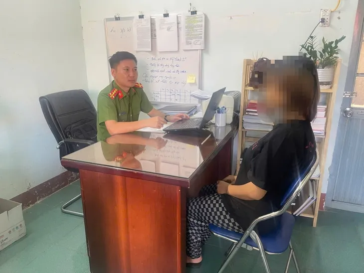 Nóng trên mạng tuần qua (4-10/5): Những vụ bạo hành trẻ em gây rúng động - Ảnh 2.