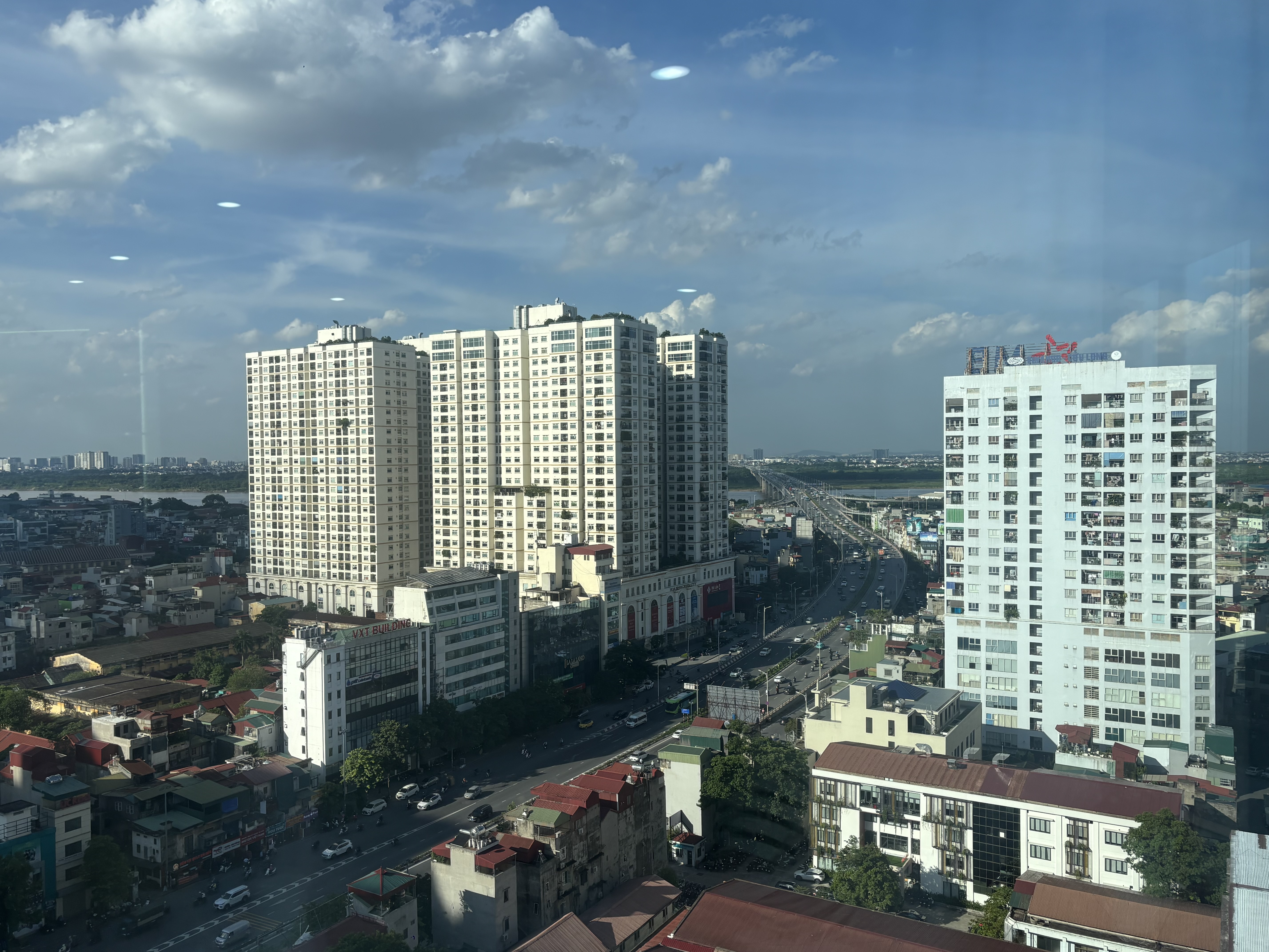 Thị trường bất động sản bước v&agrave;o chu kỳ s&agrave;ng lọc khắc nghiệt - Ảnh 1.