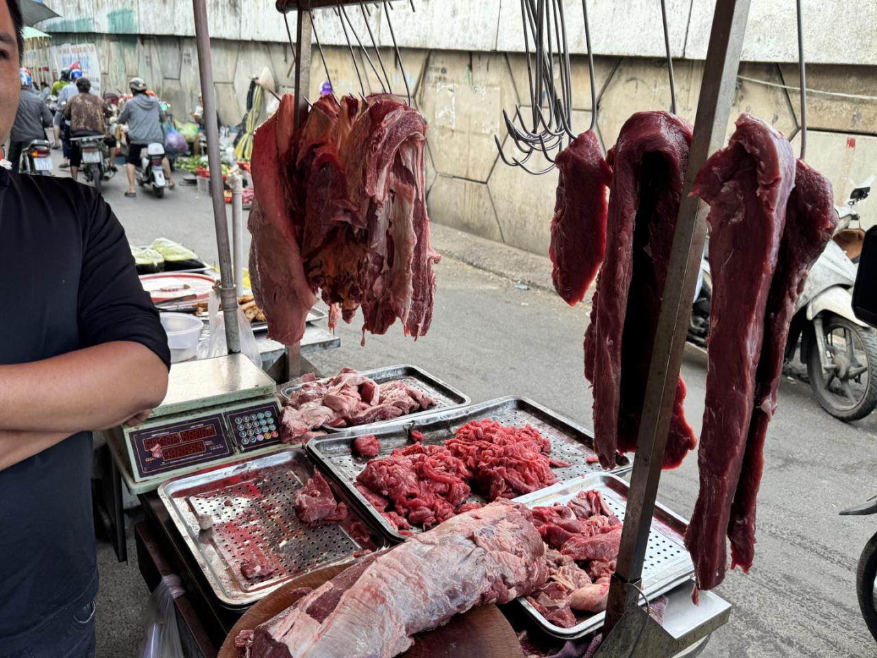 Phát hiện hơn 65 tấn thịt bò giả, thịt ngâm hóa chất đã bán ra thị trường- Ảnh 4. Phát hiện hơn 65 tấn thịt bò giả, thịt ngâm hóa chất đã bán ra thị trường- Ảnh 4.