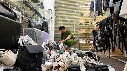 Đột kích nhiều kho hàng giả trị giá hàng tỷ đồng tại Đà Nẵng- Ảnh 4. Đột kích nhiều kho hàng giả trị giá hàng tỷ đồng tại Đà Nẵng- Ảnh 4.