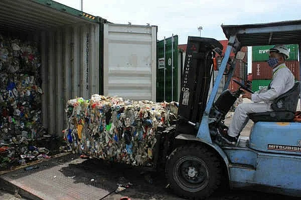 Bãi bỏ quy chế phối hợp nhập khẩu phế liệu: Bước ngoặt chuẩn hóa pháp quyền - Ảnh 1.